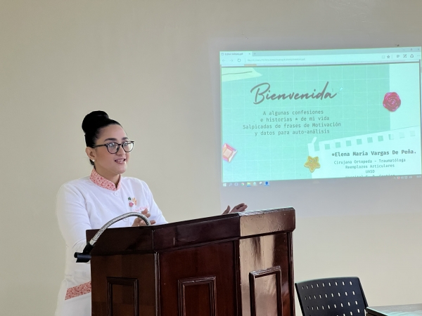 Personal Maternidad la Altagracia participa de conferencia &ldquo;Mujer en un Mundo de Hombres&rdquo;.