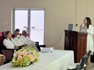 Imparten conferencia sobre &ldquo;Rol de las Enfermeras Obst&eacute;tricas en la Reducci&oacute;n de la Mortalidad Materna Neonatal&rdquo;