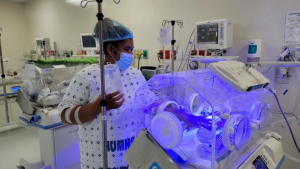 Se registra por primera vez en el pa&iacute;s en el sector salud p&uacute;blica, embarazo de ambos padres con enfermedad renal cr&oacute;nica en hemodi&aacute;lisis, llegando a feliz t&eacute;rmino.