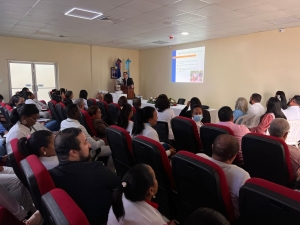Maternidad la Altagracia imparte conferencia prevenci&oacute;n C&aacute;ncer de Mama