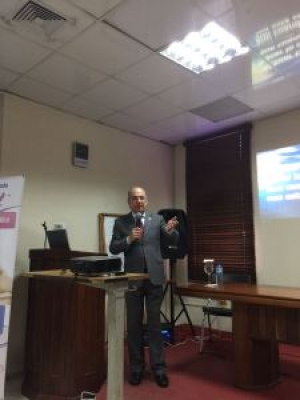 Personal M&eacute;dico Recibe Conferencia &ldquo;&Eacute;tica Profesional en el Ejercicio de la Medicina&rdquo;